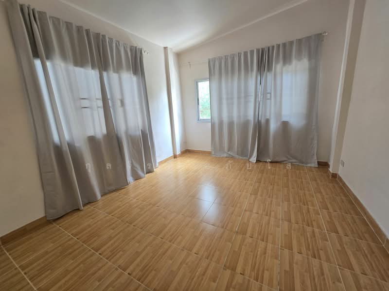 10230, Bangkok, Chorake Bua, Lat Phrao, Bangkok, 3 Bedrooms, 200 sqm, Single Detached House For Rent, by กุลจิรา อภัยโส, 11614692 - DDproperty.com