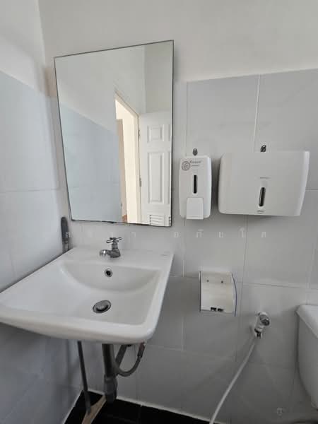 10230, Bangkok, Chorake Bua, Lat Phrao, Bangkok, 3 Bedrooms, 200 sqm, Single Detached House For Rent, by กุลจิรา อภัยโส, 11614692 - DDproperty.com