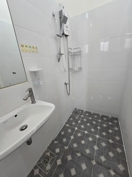 10230, Bangkok, Chorake Bua, Lat Phrao, Bangkok, 3 Bedrooms, 200 sqm, Single Detached House For Rent, by กุลจิรา อภัยโส, 11614692 - DDproperty.com