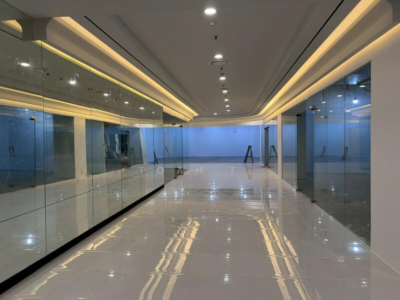 พื้นที่ให้เช่า เพลินจิต เซ็นเตอร์ สุขุมวิท : Space for rent at Ploenchit center Sukhumvit bangkok, Bangkok, Khlong Toei, Khlong Toei, Bangkok, , 76 sqm, Retail Space For Rent, by TOAH T., 11615469 - DDproperty.com