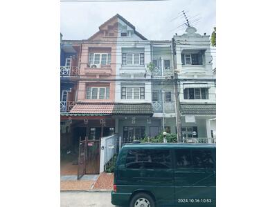 ขาย - ทาวน์เฮ้าส์ 3 ชั้น หมู่บ้านลัลลี่วิลล์ ลําลูกกา-คลอง 2 ปทุมธานี, ปทุมธานี