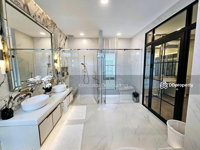 ขาย - VIVE New Krungthepkreetha : วีเว่ กรุงเทพกรีฑาตัดใหม่, กรุงเทพ