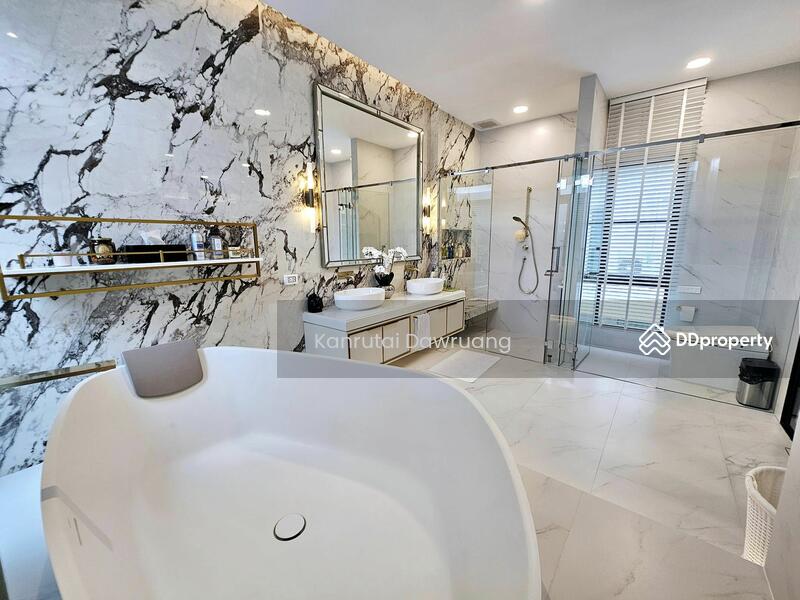 For Sale - VIVE New Krungthepkreetha, Bangkok