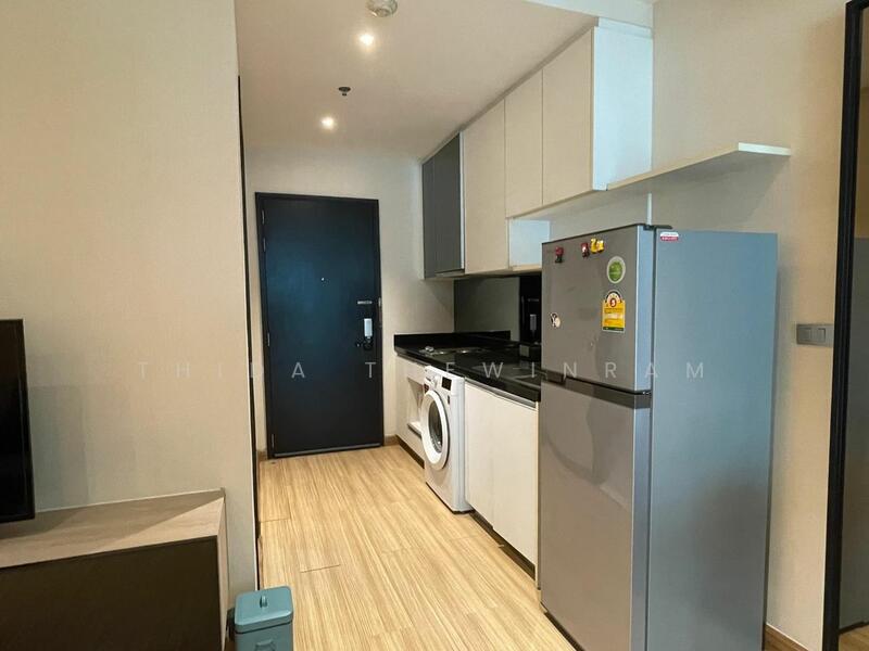 Sky Walk Residences, Bangkok, 1599 Sukhumvit Road, Phra Kanong Nua, Watthana, Bangkok, Studio, 40 sqm, Condo For Rent, by Thida Thewinram, 11616445 - DDproperty.com