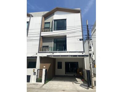 ขาย - Mews Tientalay 15 : มิวส์ เทียนทะเล 15, กรุงเทพ