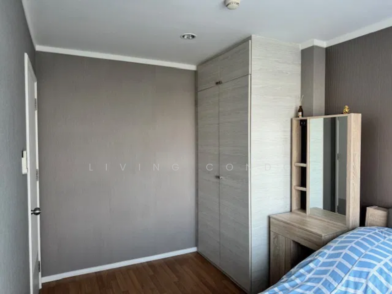 Lumpini Park Rama 9-Ratchada, Bangkok, 888 Chaturathit Road, Bang Kapi, Huai Khwang, Bangkok, 1 Bedroom, 30 sqm, Condo For Sale, by Living Condo, 11617359 - DDproperty.com