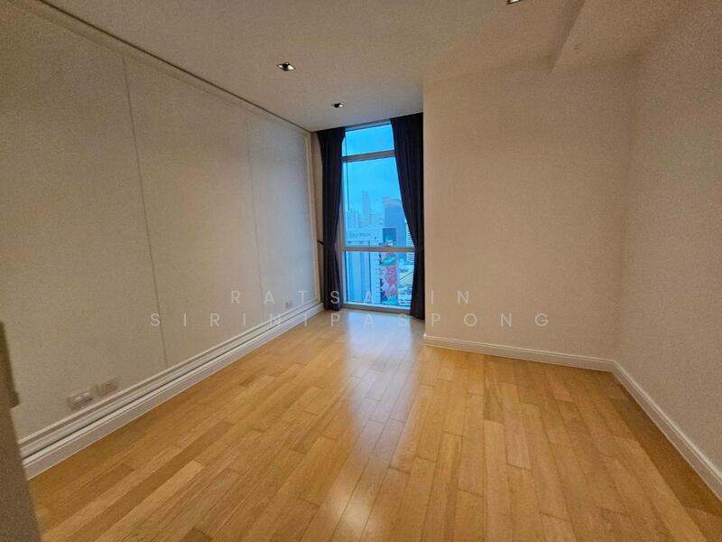 Athenee Residence, Bangkok, 65 Witthayu Road, Lumphini, Pathum Wan, Bangkok, 3 Bedrooms, 214 sqm, Condo For Rent, by Ratsarin Sirinipaspong, 11618381 - DDproperty.com