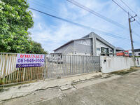 ขาย - โกดัง พร้อมสำนักงาน 2 ชั้น และห้องพักคนงาน ลาดหลุมแก้ว, ปทุมธานี