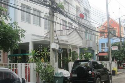 ขาย - หมู่บ้านซีพี พาร์คแลนด์ | CP Parkland Village, กรุงเทพ