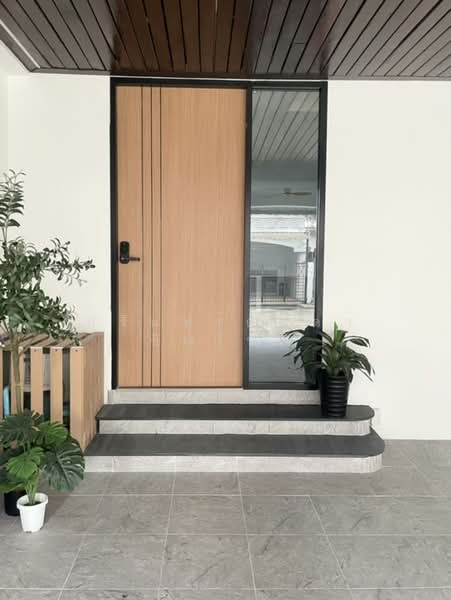 Baan Klang Muang Ladprao-Yothin Phatthana, Bangkok, Soi Baan Klang Muang Ladprao-Yothin Phatthana, Lat Phrao, Lat Phrao, Bangkok, 3 Bedrooms, 180 sqm, Townhouse For Rent, by ปรินทร์ญาดา ชิณโชติ, 11619319 - DDproperty.com