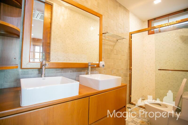 บ้านเดี่ยว วัฒนานิเวศน์ 5, Bangkok, Samsen Nok, Huai Khwang, Bangkok, 3 Bedrooms, 350 sqm, Single Detached House For Sale, by Magic Property, 11619861 - DDproperty.com
