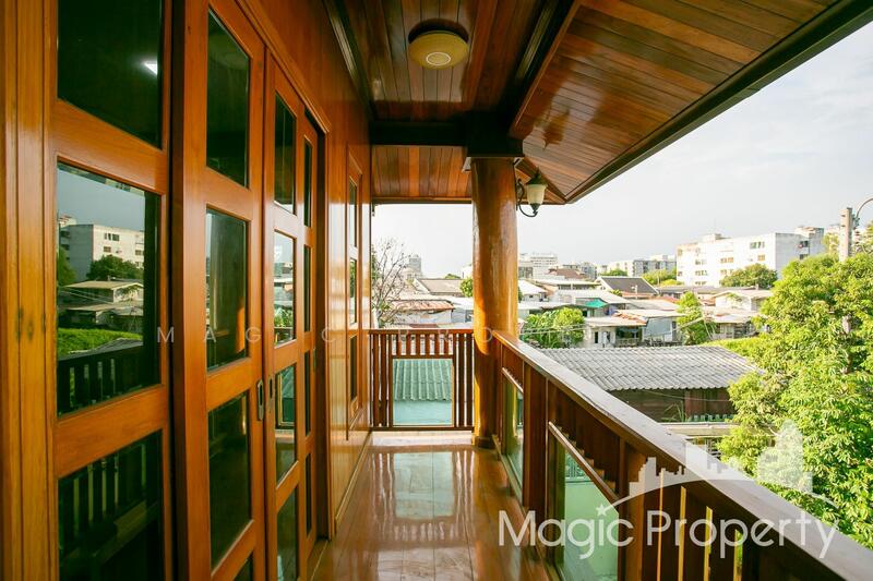 บ้านเดี่ยว วัฒนานิเวศน์ 5, Bangkok, Samsen Nok, Huai Khwang, Bangkok, 3 Bedrooms, 350 sqm, Single Detached House For Sale, by Magic Property, 11619861 - DDproperty.com