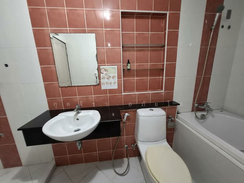 10900, กรุงเทพ, ลาดพร้าว, จันทรเกษม, จตุจักร, กรุงเทพ, 200 ตร.ม., ทาวน์เฮ้าส์ ให้เช่า, โดย กุลจิรา อภัยโส, 11621076 - DDproperty.com