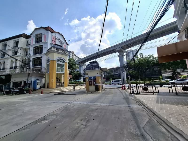 10900, กรุงเทพ, ลาดพร้าว, จันทรเกษม, จตุจักร, กรุงเทพ, 200 ตร.ม., ทาวน์เฮ้าส์ ให้เช่า, โดย กุลจิรา อภัยโส, 11621076 - DDproperty.com