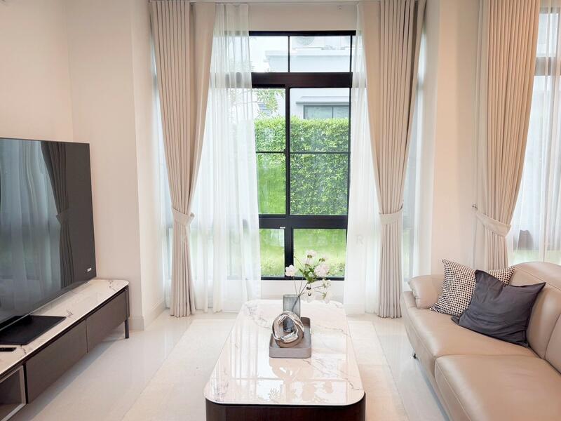 Nantawan Rama 9 - New Krungthepkreetha, Bangkok, Saphan Sung, Saphan Sung, Bangkok, 4 Bedrooms, 384 sqm, Single Detached House For Sale, by Ter ., 11621386 - DDproperty.com