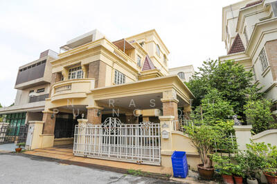 ขาย - Baan Tharinee Pinklao Village : บ้านธาริณี ปิ่นเกล้า, กรุงเทพ