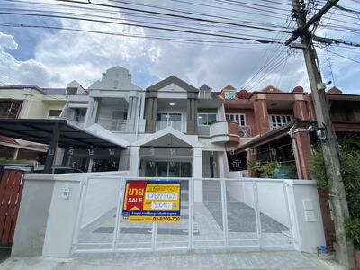 ขาย - สราสินี เพลส, กรุงเทพ