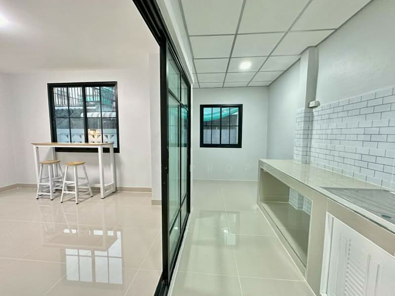 Baan Buathong 4, Nonthaburi, Ban Kluay-Sai Noi Road, Phimonrat, Bang Bua Thong, Nonthaburi, 2 Bedrooms, 96 sqm, Townhouse For Sale, by Connex Property, 11623506 - DDproperty.com