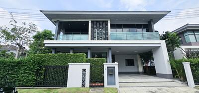 ขาย - Setthasiri Pattanakarn : เศรษฐสิริ พัฒนาการ, กรุงเทพ