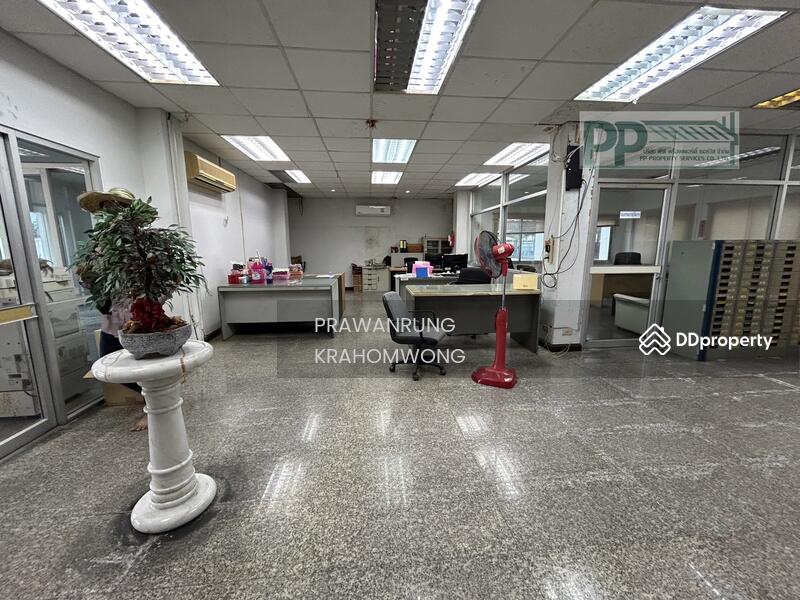 For Sale - ขายที่ดินโรงงาน/พร้อมสิ่งปลูกสร้าง ที่ดินขนาด 25ไร่ (พื้นที่สีม่วงลาย สามารถขอใบ รง.4 ได้ ), Rayong