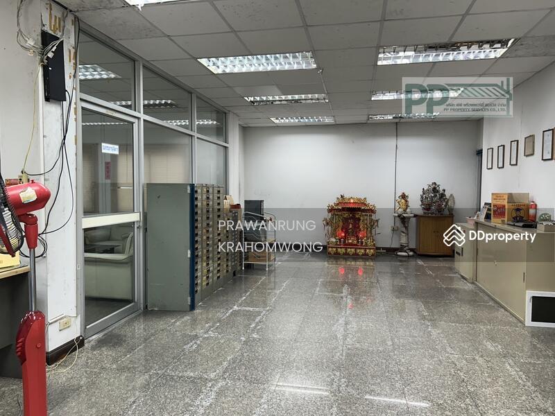 For Sale - ขายที่ดินโรงงาน/พร้อมสิ่งปลูกสร้าง ที่ดินขนาด 25ไร่ (พื้นที่สีม่วงลาย สามารถขอใบ รง.4 ได้ ), Rayong