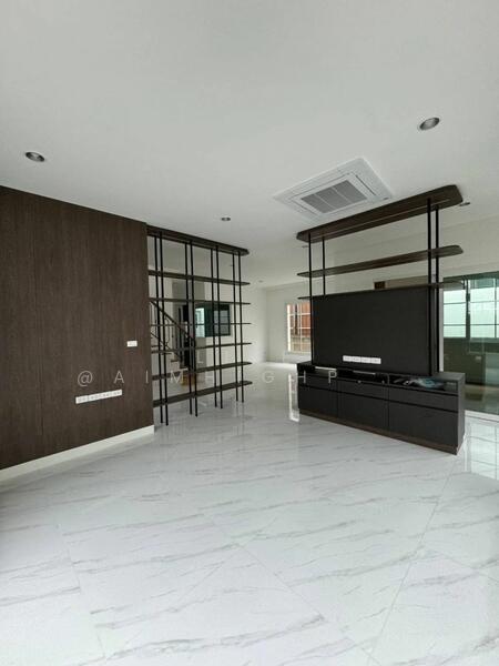 Grandio Sathorn, กรุงเทพ, Kanlapaphruek outbound side, บางขุนเทียน, จอมทอง, กรุงเทพ, 216 ตร.ม., บ้านเดี่ยว ให้เช่า, โดย LINE @AIMHIGHPROPERTY, 11624706 - DDproperty.com