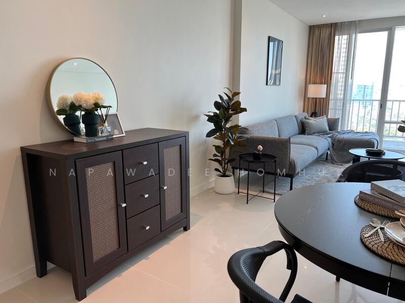 Fullerton Sukhumvit : ฟูลเลอตัน สุขุมวิท, กรุงเทพ, ถนนสุขุมวิท, คลองตันเหนือ, วัฒนา, กรุงเทพ, 106 ตร.ม., คอนโด ให้เช่า, โดย Napawadee Homhuk, 11624724 - DDproperty.com