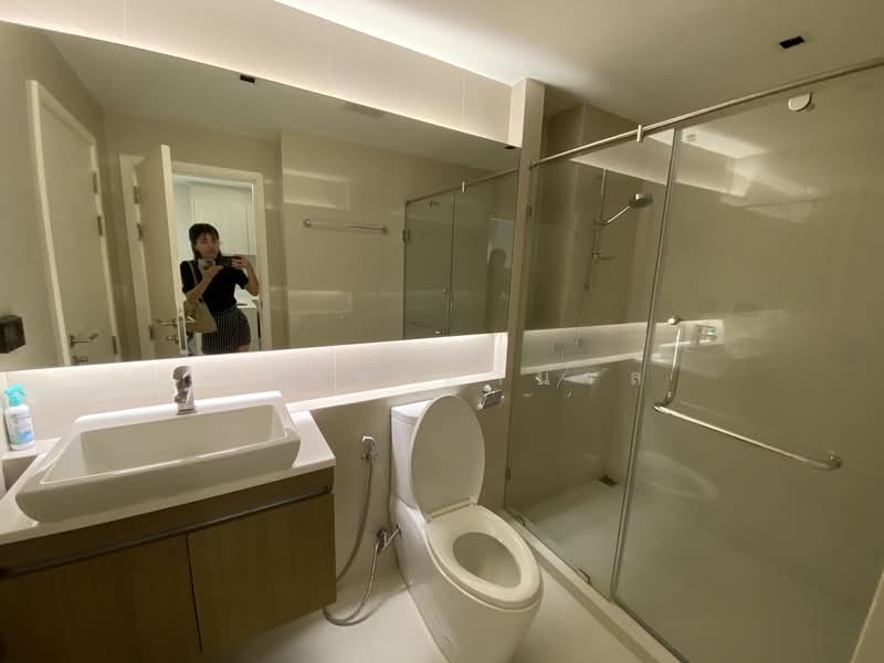 Vtara Sukhumvit 36, Bangkok, 118 Soi Saen Sabai, Phra Kanong, Khlong Toei, Bangkok, 2 Bedrooms, 65 sqm, Condo For Rent, by Siriporn Tanuan, 11624891 - DDproperty.com