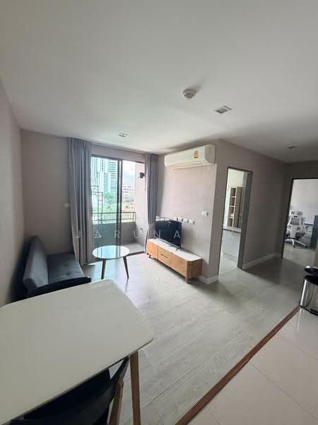 Metro Luxe Ratchada, Bangkok, 461 Ratchadaphisek Road, Din Daeng, Bangkok, 2 Bedrooms, 45 sqm, Condo For Rent, by Jarunat K, 11625023 - DDproperty.com