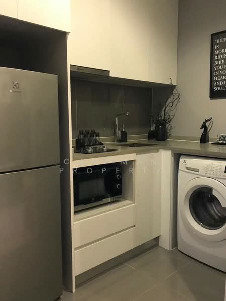 M Thonglor 10, Bangkok, 9 Soi Ekkamai 12, Ekkamai Road, Khlong Tan Nua, Watthana, Bangkok, 1 Bedroom, 29 sqm, Condo For Rent, by Caveman Property, 11625431 - DDproperty.com