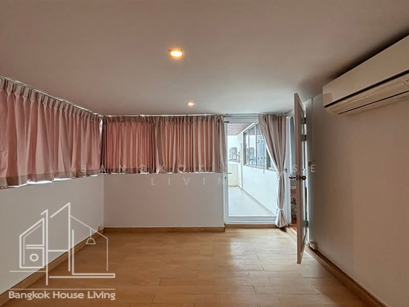 Charan Tower Residences by Aspira, Bangkok, 19 Soi Sukhumvit 43, Khlong Tan Nua, Watthana, Bangkok, 3 Bedrooms, 430 sqm, Condo For Rent, by Bangkok House Living, 11626031 - DDproperty.com