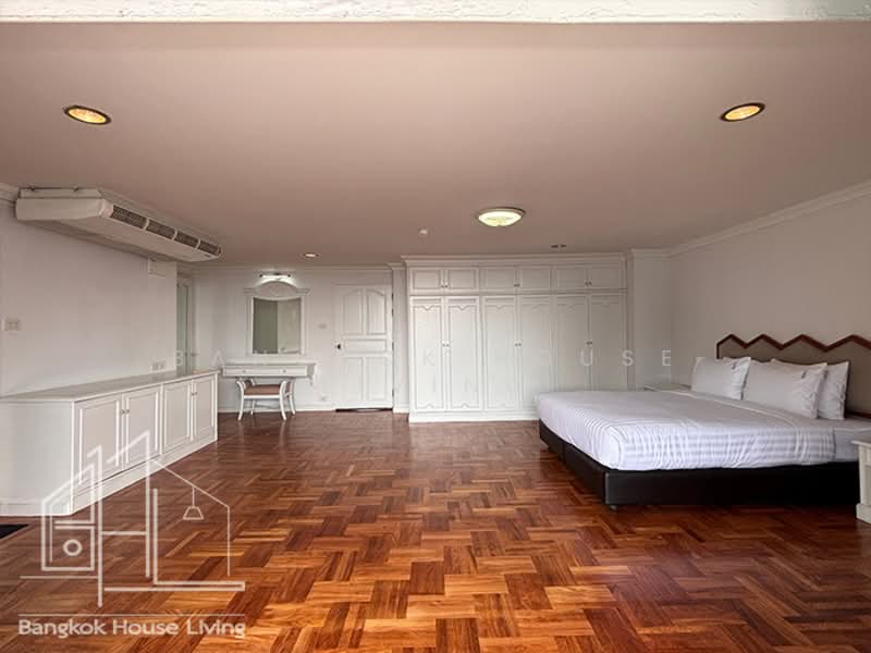 Charan Tower Residences by Aspira, Bangkok, 19 Soi Sukhumvit 43, Khlong Tan Nua, Watthana, Bangkok, 3 Bedrooms, 430 sqm, Condo For Rent, by Bangkok House Living, 11626031 - DDproperty.com
