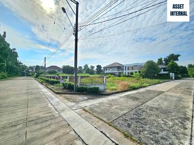 ขาย - ขายที่ดิน 1 ไร่ 11.2 ตารางวา ในหมู่บ้าน Royal Park Vill (รอยัลปาร์ควิลล) ติดถนน สุวินทวงศ์, กรุงเทพ