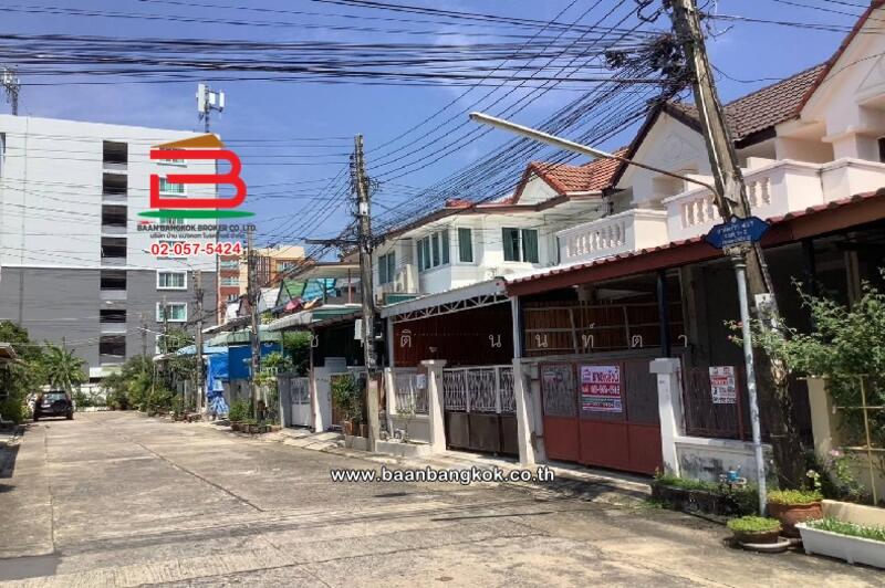 ทาวน์เฮาส์ หมู่บ้าน พรไพลิน 2 (ซอยลาดพร้าว 41/1), Bangkok, วิภาวดีรังสิต, Samsen Nok, Huai Khwang, Bangkok, 3 Bedrooms, 110 sqm, Townhouse For Sale, by ชนะชาติ นนท์ตา, 11628127 - DDproperty.com