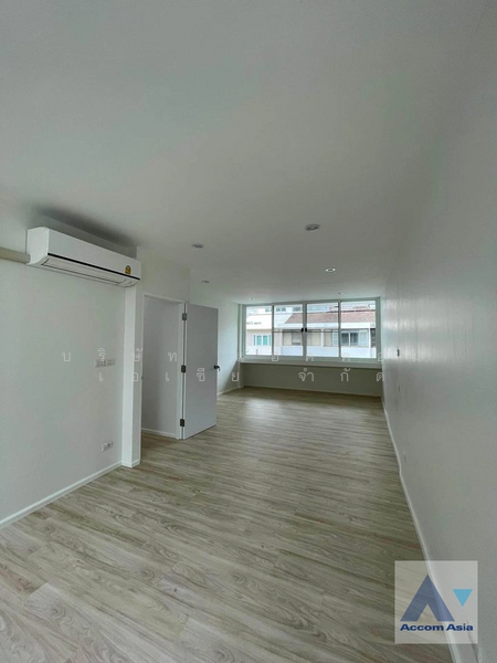 ให้เช่า - Home Office | 3 Bedrooms Townhouse for Rent in Sathorn, Bangkok near BTS Chong Nonsi - MRT Lumphini, กรุงเทพ