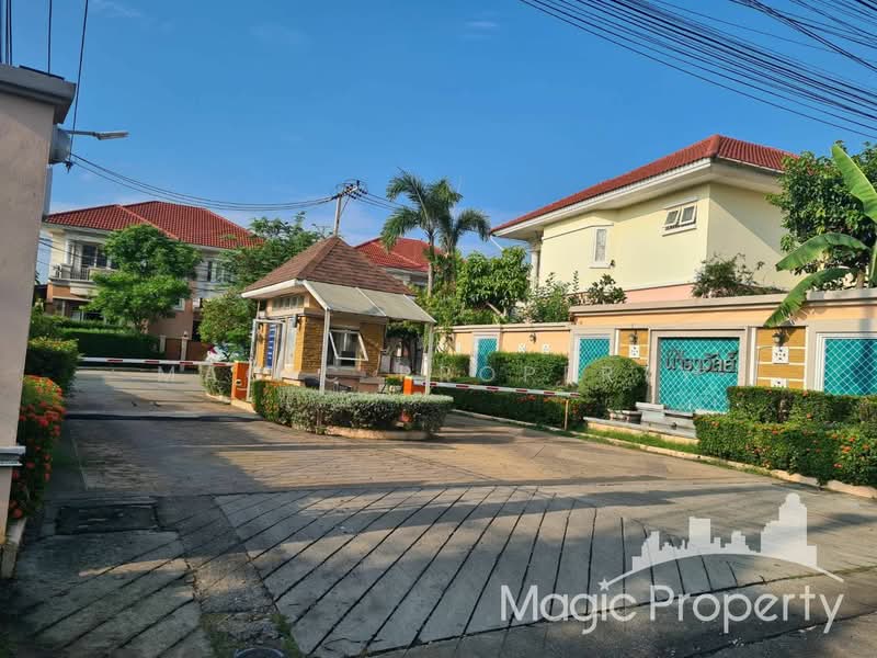 Moobaan Narawan, Bangkok, Soi Phatthanakan 44, Suan Luang, Bangkok, 3 Bedrooms, 250 sqm, Single Detached House For Rent, by Magic Property, 11630722 - DDproperty.com