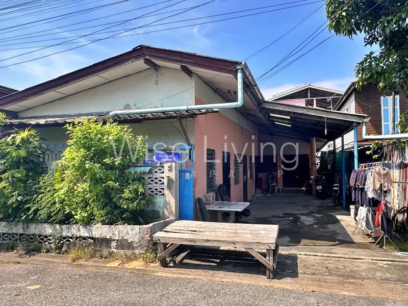 ขาย - ขายบ้านพร้อมห้องพัก 4 ห้อง ถนนนครลุง15 ใกล้อัสสัมธนบุรี, กรุงเทพ