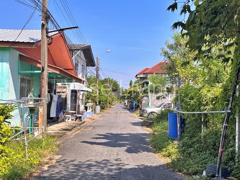 For Sale - ขายบ้านพร้อมห้องพัก 4 ห้อง ถนนนครลุง15 ใกล้อัสสัมธนบุรี, Bangkok