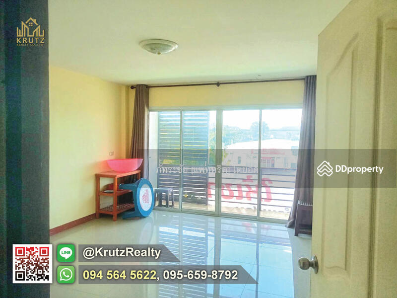 For Sale - Urgent sale, commercial building, 23.8 square wah, good condition, Tambon Thasabsao, Lamphun