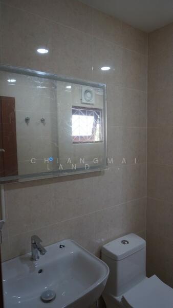 Town home For Rent near Maharaj Nakorn Chiang Mai Hospital, Chiang Mai, Su Thep, Muang Chiang Mai, Chiang Mai, 3 Bedrooms, 150 sqm, Townhouse For Rent, by คุณ ธีรชาติ, 11634945 - DDproperty.com