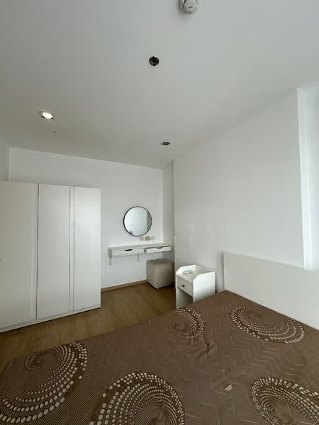 Rich Park @ Triple Station, Bangkok, 591 Srinakarin Road, Suan Luang, Suan Luang, Bangkok, 1 Bedroom, 29 sqm, Condo For Rent, by Living Real Estates, 11635224 - DDproperty.com