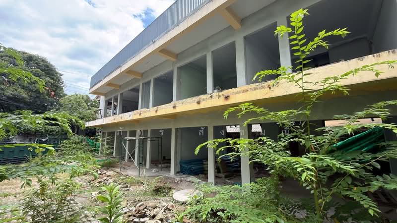 ขายอาคารรีโนเวทพูลวิลล่า ทำเลประตูท่าแพ, เชียงใหม่, ศรีภูมิ, เมืองเชียงใหม่, เชียงใหม่, 500 ตร.ม., อพาร์ทเมนท์ ขาย, โดย สุภัทร สังขมณี, 11635547 - DDproperty.com