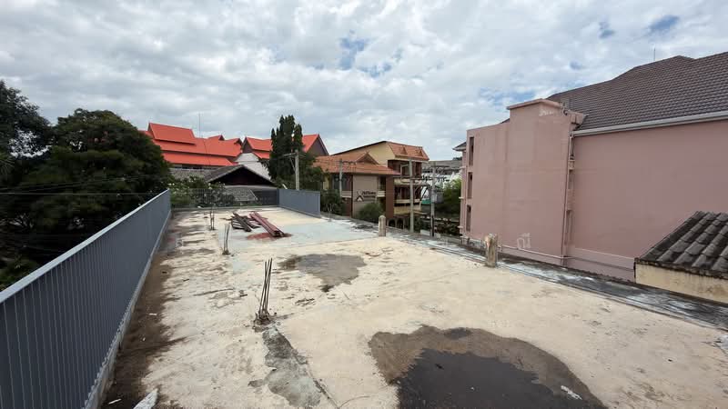 Pool Villa Renovation Building for Sale Chiang Mai, Chiang Mai, Sri Phum, Muang Chiang Mai, Chiang Mai, 10+ Bedrooms, 500 sqm, Apartment For Sale, by สุภัทร สังขมณี, 11635547 - DDproperty.com