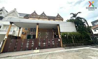 ขาย - Panwadee Village : หมู่บ้านพรรณวดี, กรุงเทพ