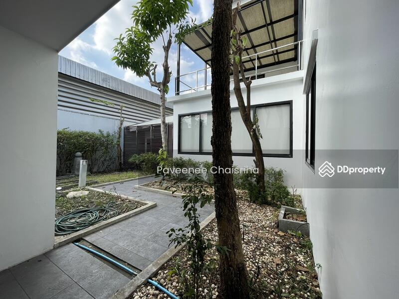 ขาย - House in Ekkamai 22, กรุงเทพ