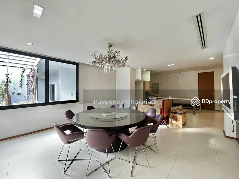 ขาย - House in Ekkamai 22, กรุงเทพ