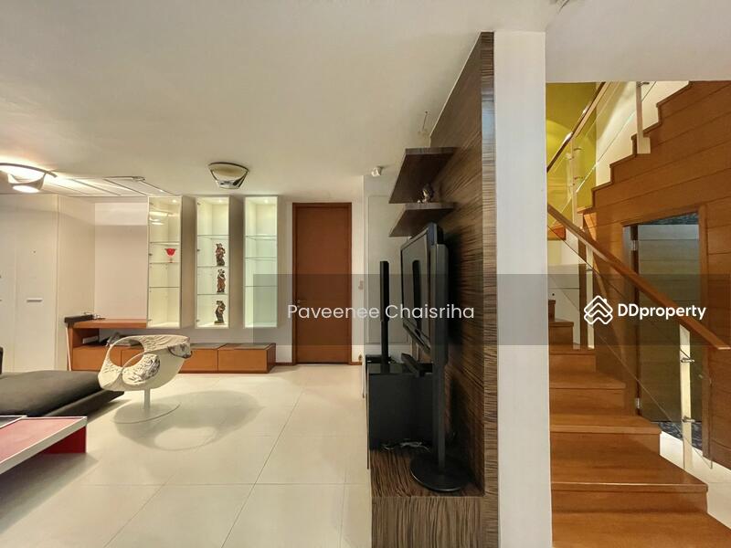 ขาย - House in Ekkamai 22, กรุงเทพ