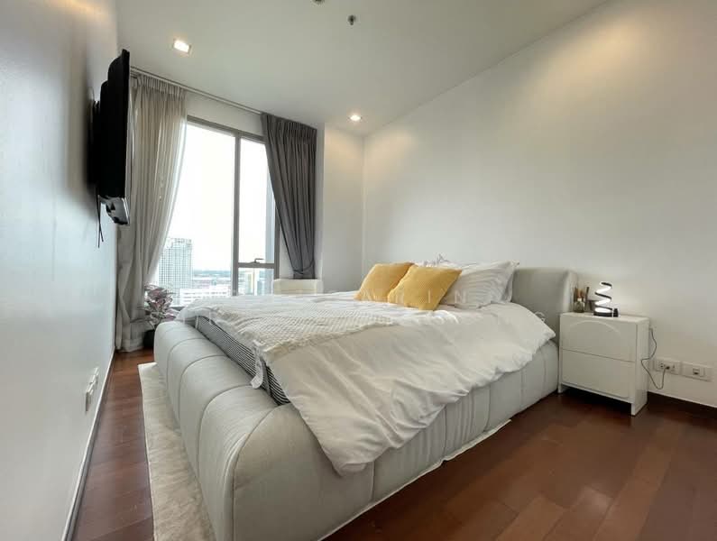 ASHTON Morph 38, Bangkok, 88 Soi Sukhumvit 38, Phra Kanong, Khlong Toei, Bangkok, 2 Bedrooms, 71 sqm, Condo For Sale, by Ratsarin Sirinipaspong, 11638596 - DDproperty.com