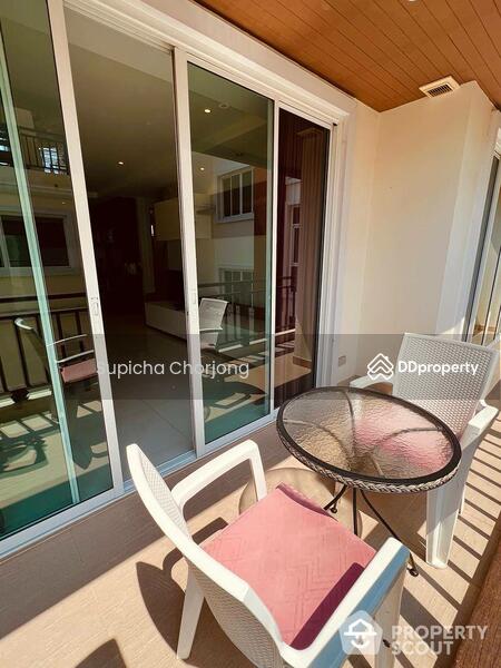 For Sale - Jomtien Beach Penthouses, Chon Buri