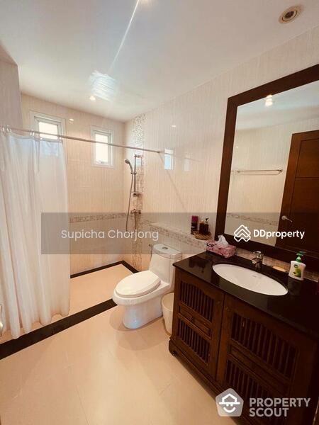 ขาย - Jomtien Beach Penthouses : จอมเทียน บีช เพ้นเฮ้าส์ คอนโดมิเนียม, ชลบุรี